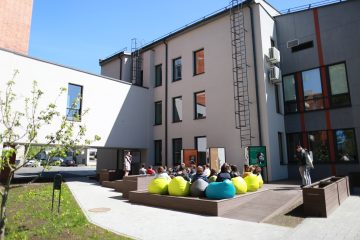 Žinių terasoje įvyko pirmieji susitikimai
