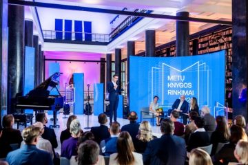 Apdovanoti akcijos „Metų knygos rinkimai 2023“ nugalėtojai